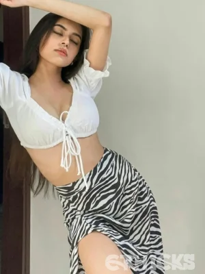 Sexy call girls in Satya Nagar